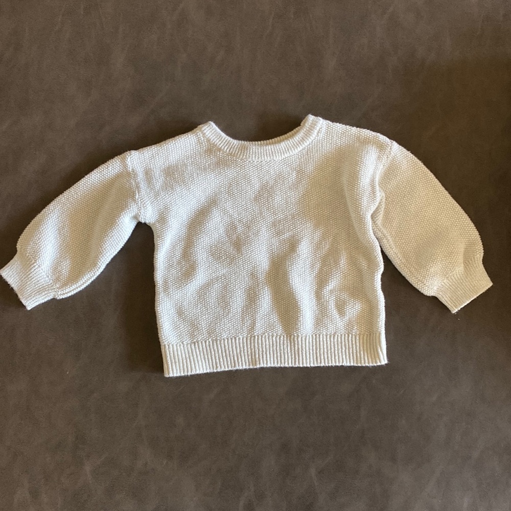 GAP sweater
